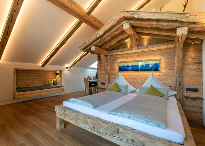 Schmickhof Apartman *