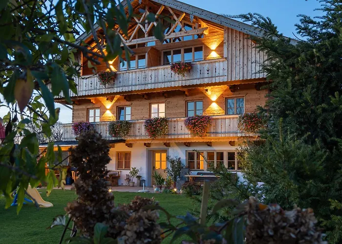 Schmickhof Apartman *